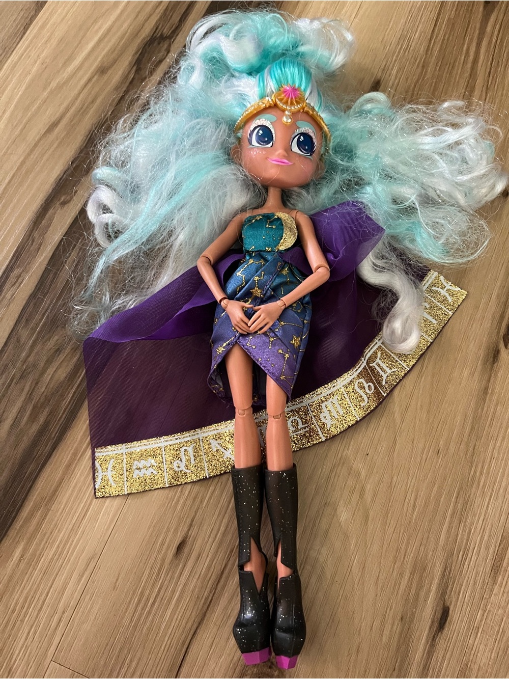 Just Play Hairdorables Hairmaxing Noah Doll Rare Articulated Arms Legs